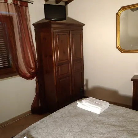 Il Sagrato Di Alloggio per agriturismo *