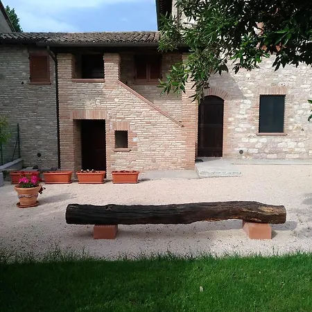 Alloggio per agriturismo Il Sagrato Di *