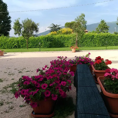 Il Sagrato Di Alloggio per agriturismo *