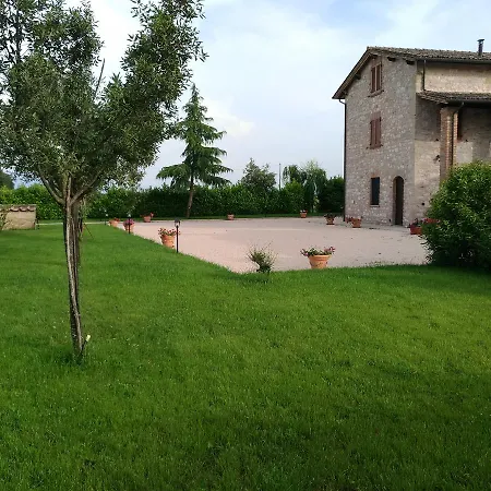 مزرعة للإقامة Agriturismo