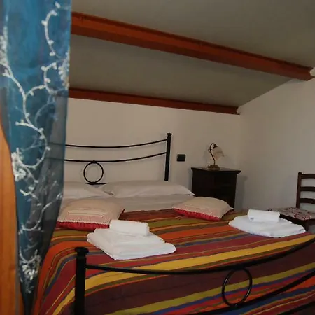 Il Sagrato Di Alloggio per agriturismo *